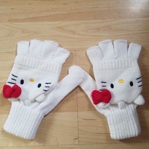 Hello Kitty Mittens